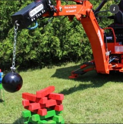 1000007844 1744131072 Tractor Competition + Games