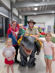 607631864 10166658906144148 3527879736575163597 n 1768409276 Life-Like Indominus Rex Appearance