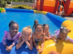 Paddle Boats with Inflatable Pool